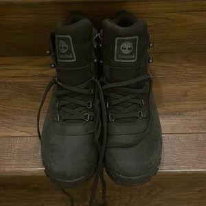 Brand new men’s Timberland snow/hiking boots!